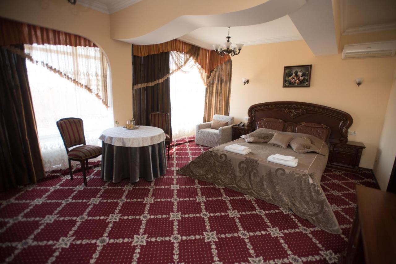 Altin Palace Comrat 外观 照片