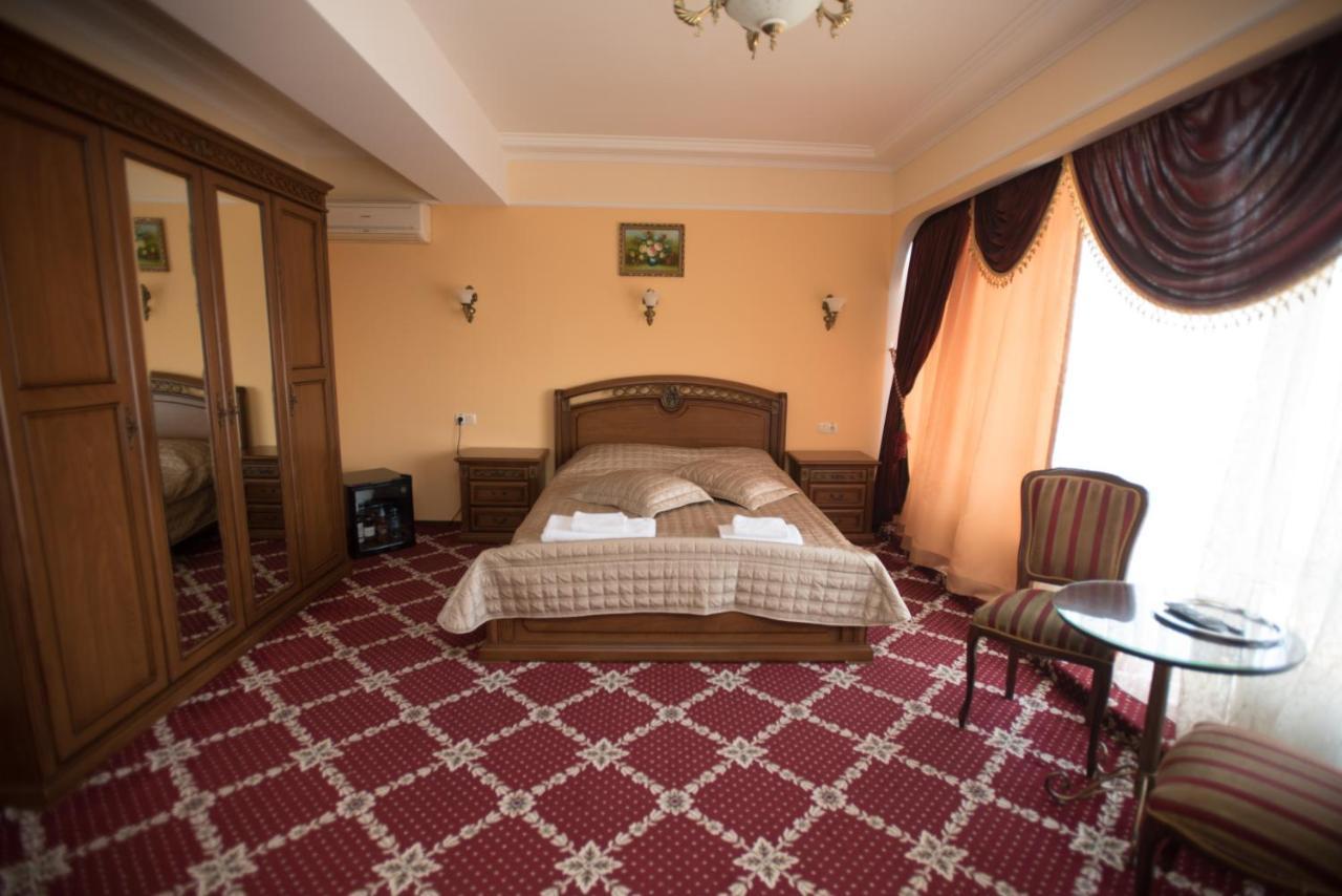 Altin Palace Comrat 外观 照片