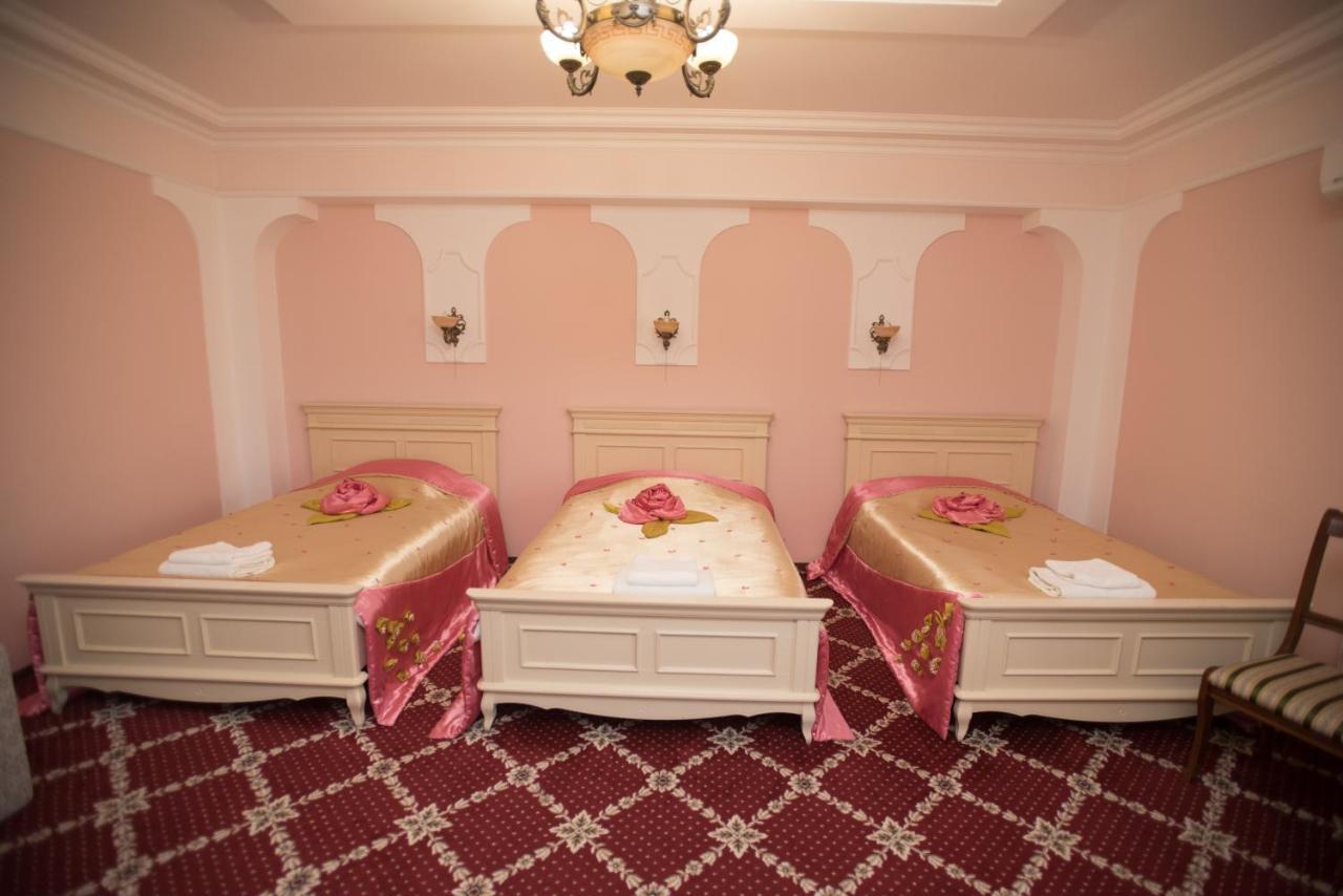 Altin Palace Comrat 外观 照片